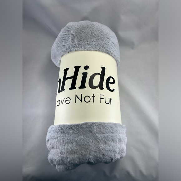 UnHide Gray Blanket - Soft plush Throw 60 x 108”